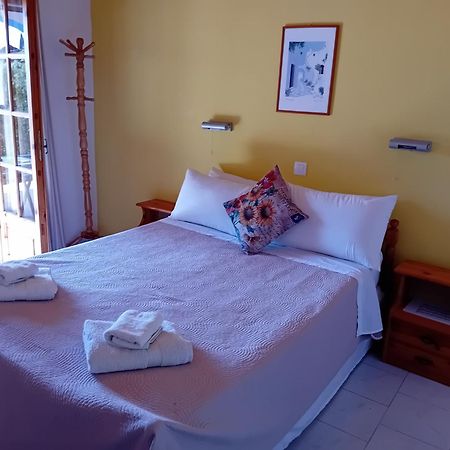 Spiti Melianou Lägenhet Agios Georgios Pagon Exteriör bild
