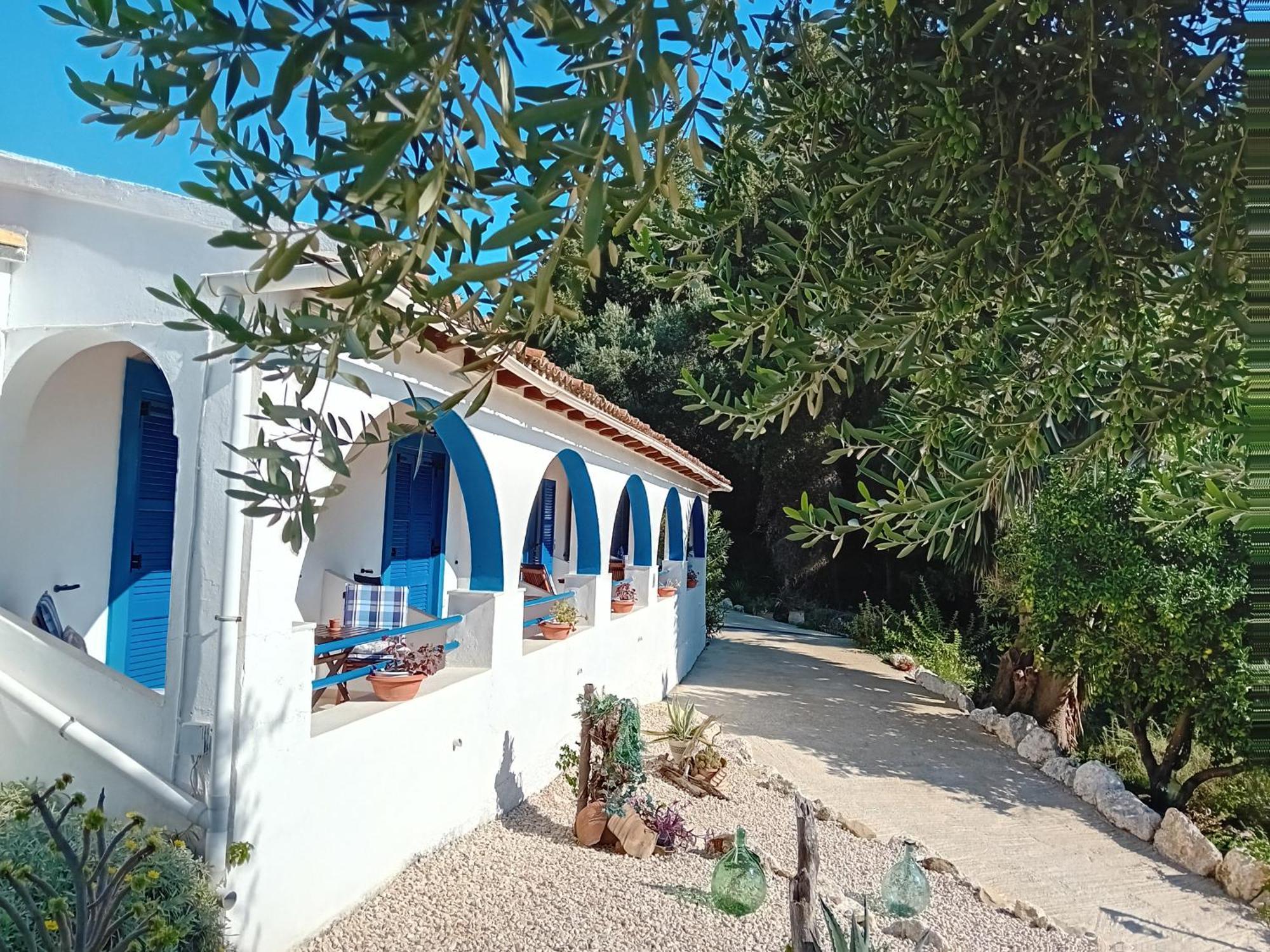 Spiti Melianou Lägenhet Agios Georgios Pagon Exteriör bild